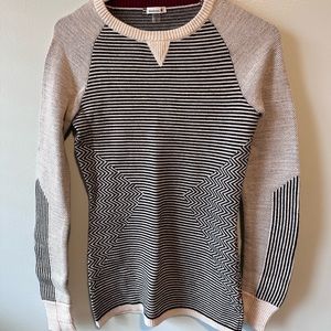 Smartwool Sweater, size S